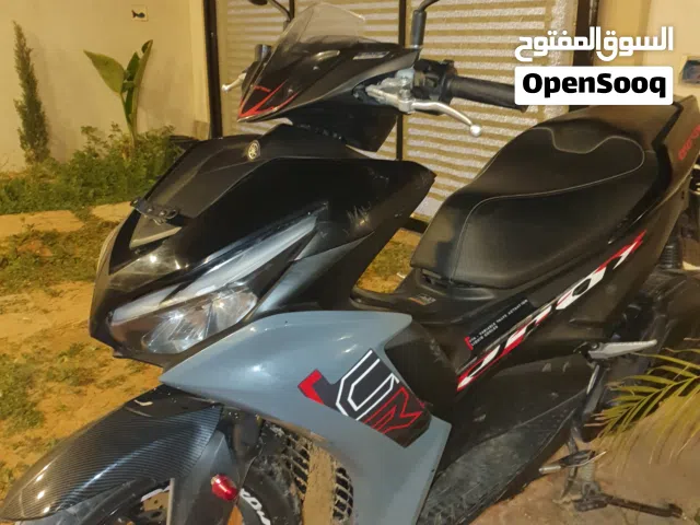 يماها ايروكس اصىلية ماشية 1000لاف