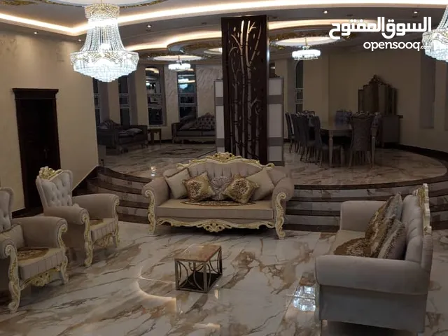 1000 m2 More than 6 bedrooms Villa for Rent in Sana'a Asr