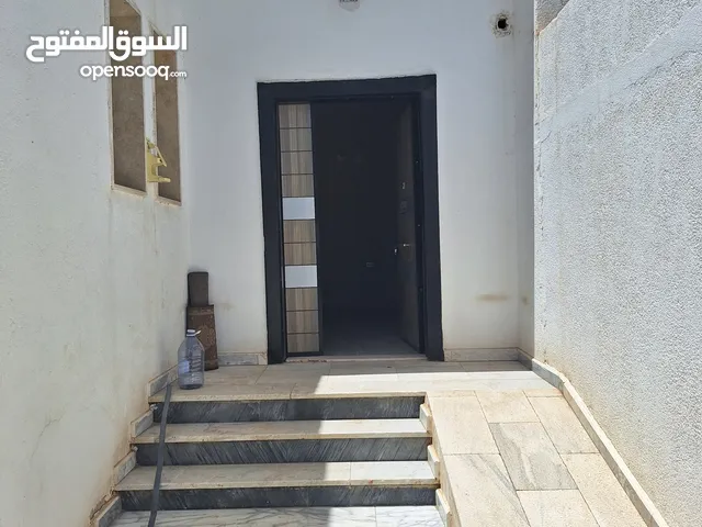Unfurnished Clinics in Tripoli Alfornaj