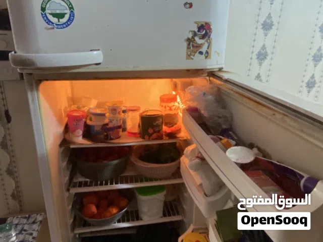 ثلاجه للبيع