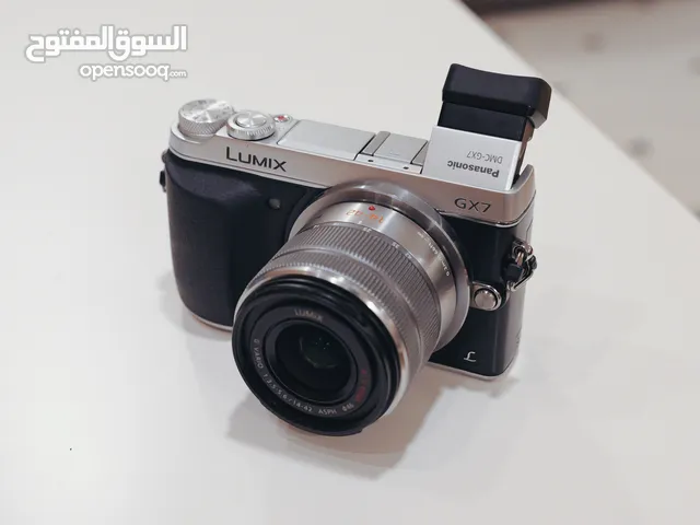 Panasonic Lumix DMC-GX7 (Fujifilm Style camera)