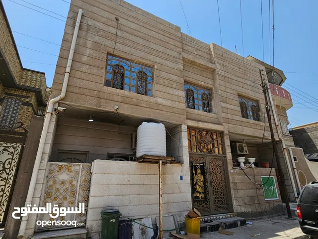 160 m2 2 Bedrooms Townhouse for Sale in Basra Khadra'a