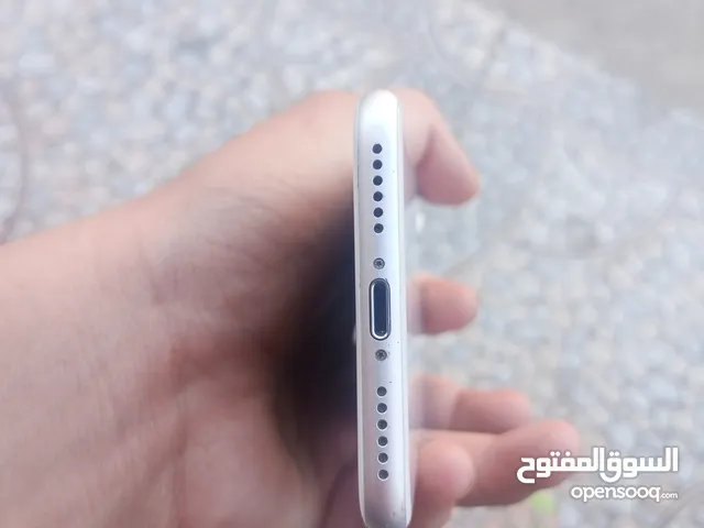 Apple iPhone 8 128 GB in Al Karak