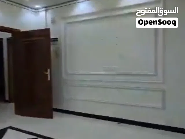 شقه سكنيه للايجارجديد بيت بوس مكونه من  3 ومجلس و3 حمامات ومطبخ وبلكونه    سراميك جديد