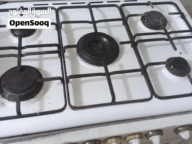 السلام عليكم ورحمه الله للبيع طباخ + قنينة غاز