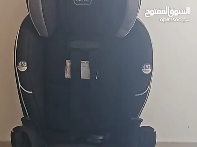 car seater