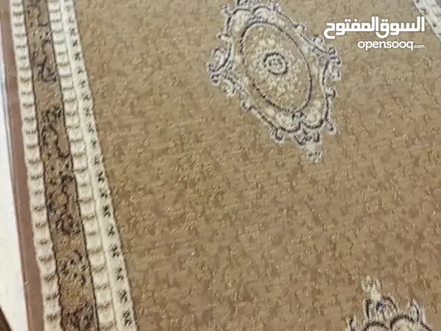 ممرين سجاد النوع النضيف الثقيل عرض150 طول 3 متر و 70 الممر ب 10 وسجاده تايجر 3 متر ب مترين ونص ب 8