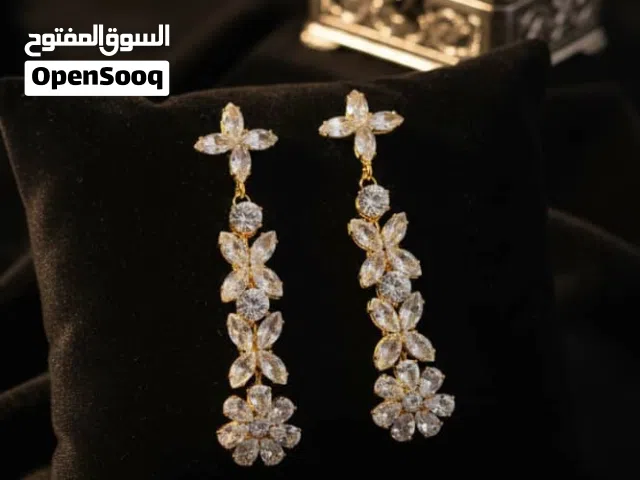 حلقات اذن كرستال بافخم وازهر الاطالاات