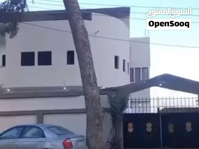 عمارة للايجار تصلح سكنية او خدمية