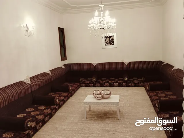 جلسة عربية ارتفاع 25 سم تفرش 4*6