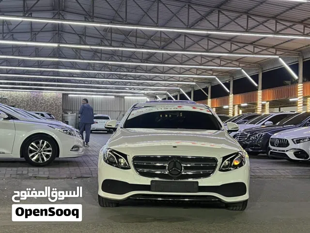 2018 مرسيدس بنز الفئة-E E 200
