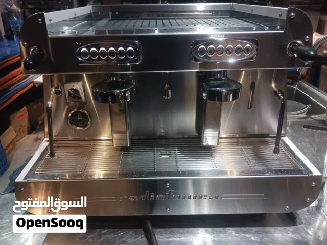 ماكينة قهوة إيطالية استعمال ممتاز
