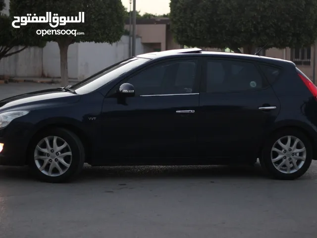 Hyundai i30 2010 in Gharyan