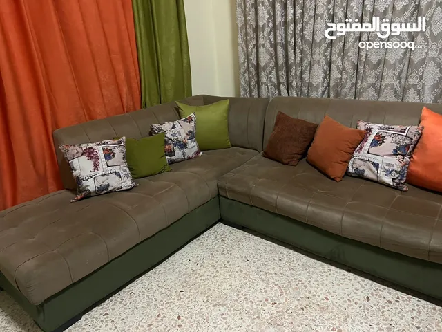 طقم كنب كورنار بحاله جيده