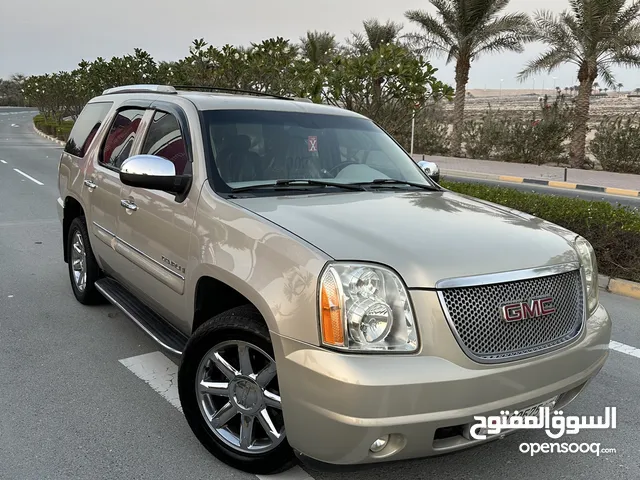 Used GMC Yukon in Northern Governorate
