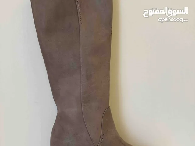 Clarks Women's Boots, Gray in Soft Leather