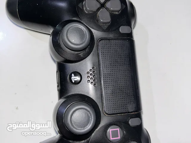 يدة سوني فور اصلية للبيع لون اسود سبب البيع ( بعت السوني )