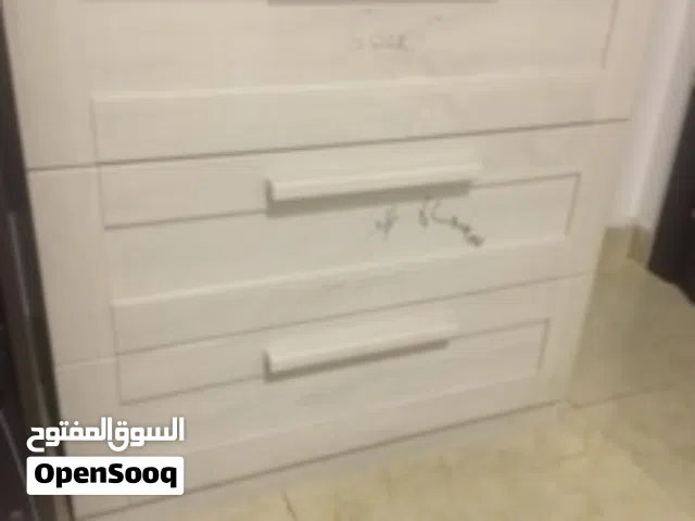3 drawer cubpboard unit