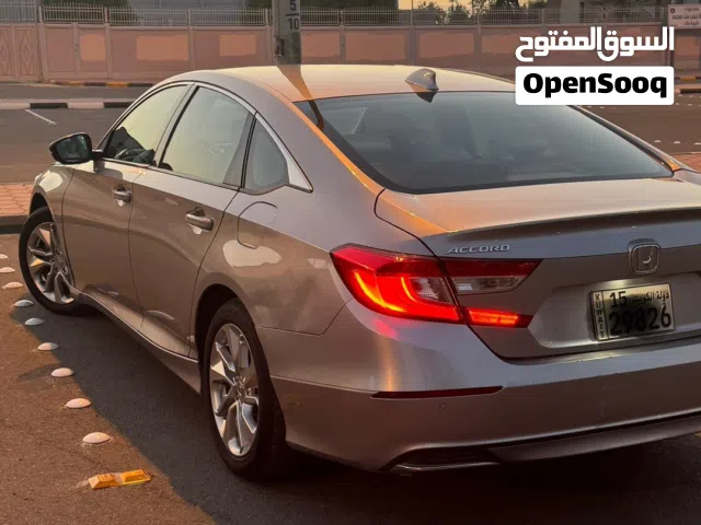 2018 هوندا اكورد EX