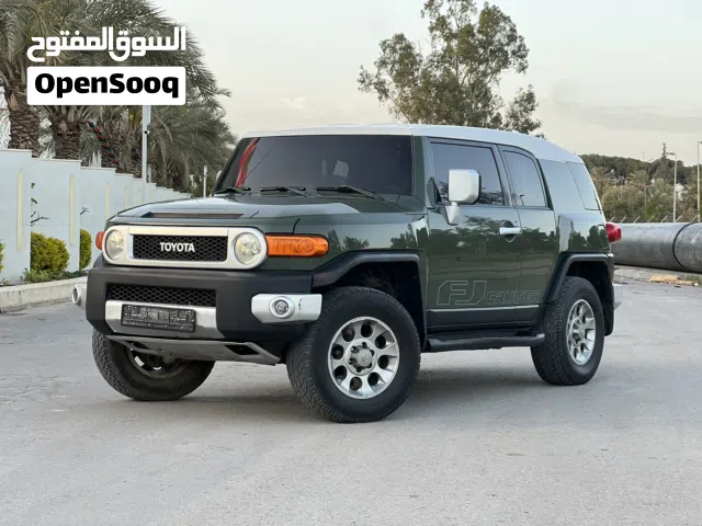 Used Toyota FJ in Tripoli