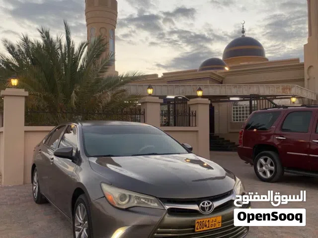 2015 تويوتا كامري XLE
