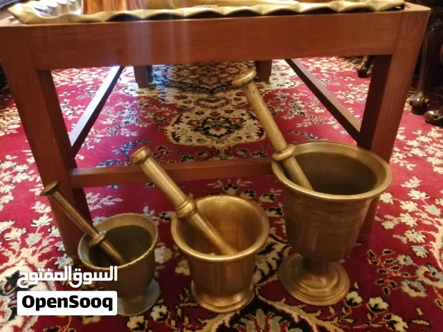 مقتنيات وتحف شخصية للبيع حدد الصورة وسيتم الرد
