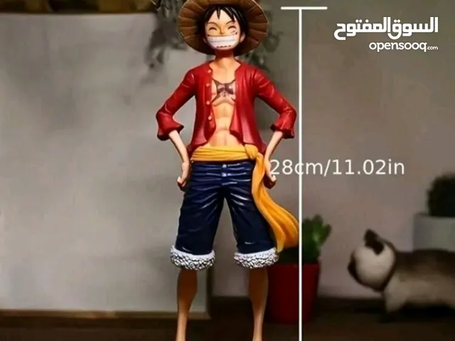 مجسم لوفي الشهير