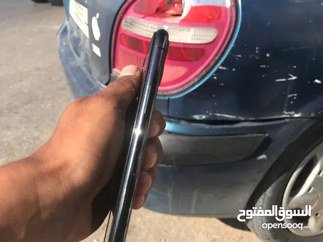 Apple iPhone 11 Pro 64 GB in Tripoli