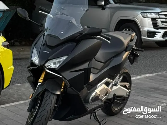 هوندا FORZA 750 CC