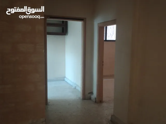 110 m2 3 Bedrooms Apartments for Rent in Zarqa Al Zawahra