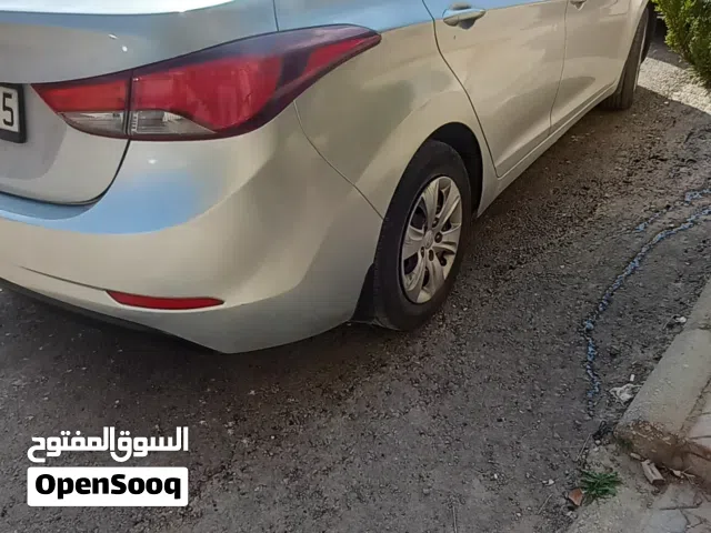 2015, هيونداي, النترا, Standard