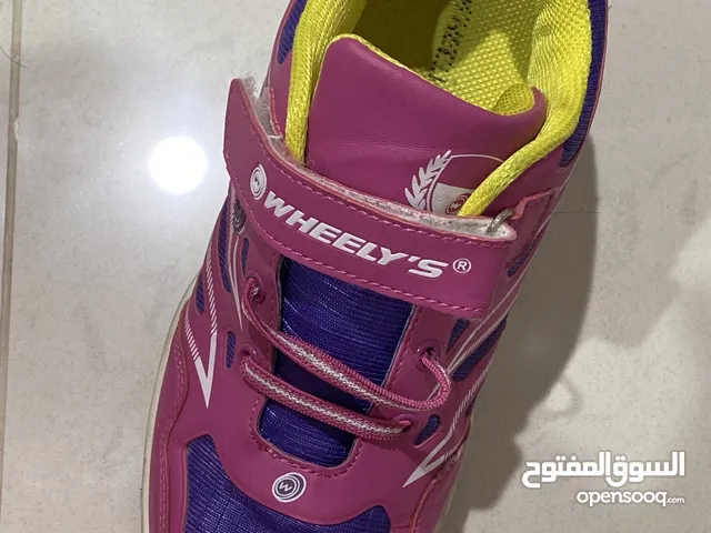 Purple Sport Shoes in Sharjah