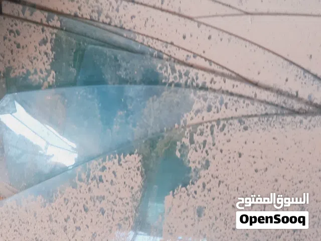 زجاج سيارات   للبيع جملة