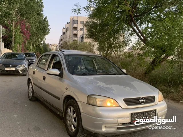 اوبل استرا 2002