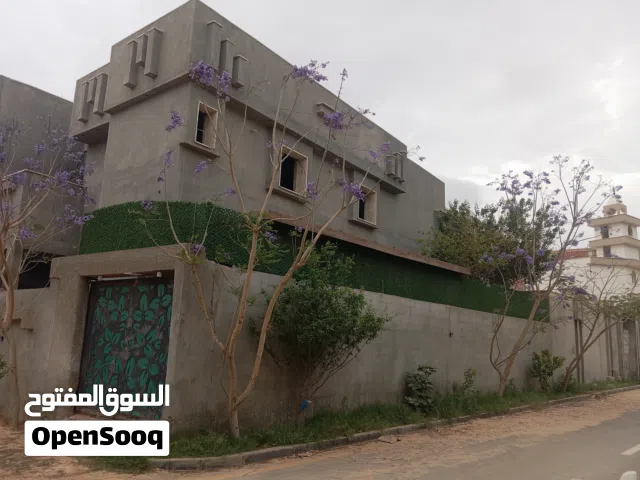 منزل للبيع من دورين على واجهتين واجهه قطران الشارعين 10متر مساحه الارض 250 مسقوف 315 السدرة صلاح الد