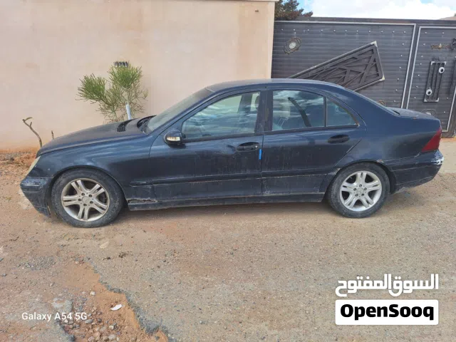 مرسيدس كاكاوية سي 200 كمبروسر