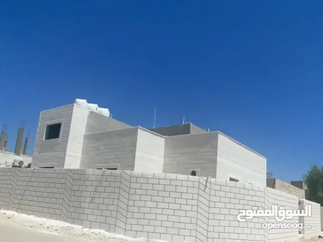 248 m2 More than 6 bedrooms Apartments for Sale in Mafraq Hai Nowarah