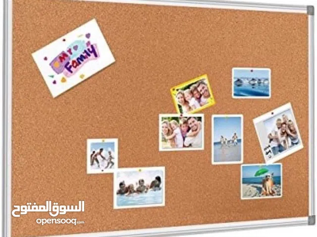 #لوحة_اعلانات محشو فلين قابلة للتعليق بالدبابيس متوفر عدة