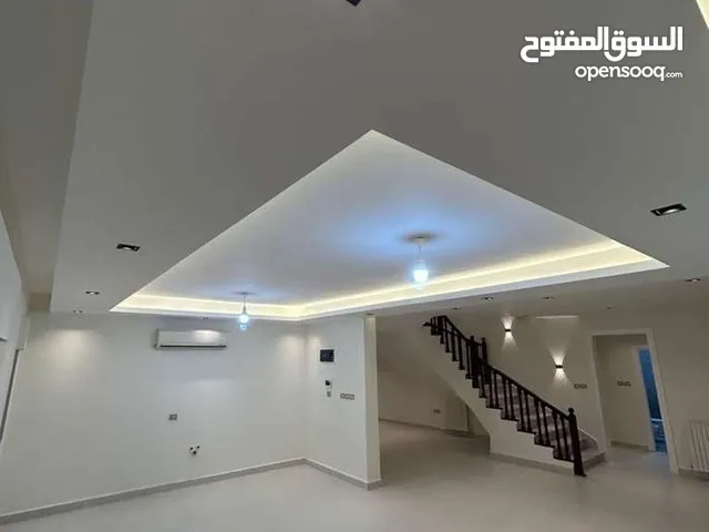 535 m2 More than 6 bedrooms Villa for Sale in Amman 7th Circle