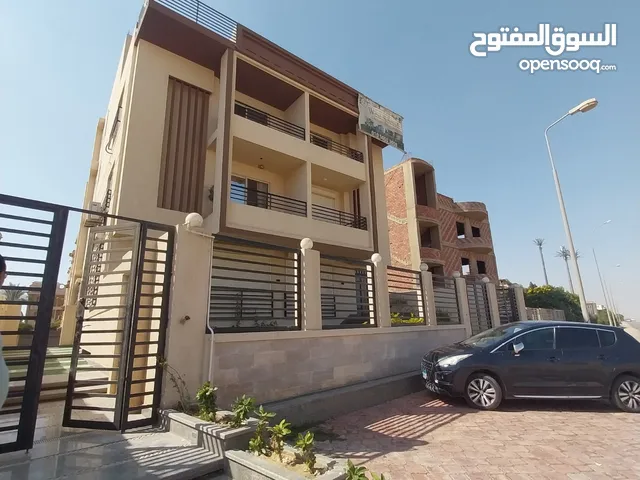 240 m2 3 Bedrooms Apartments for Sale in Giza 6th of October