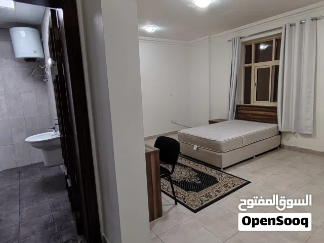 excutive rooms for rent fully furnished Qatar Airways furniture brand new building