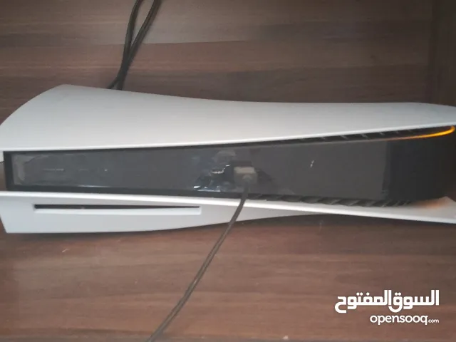 سوني 5 مستعمل بيدين نضيف جدا شحن جميع مناطق المملكه
