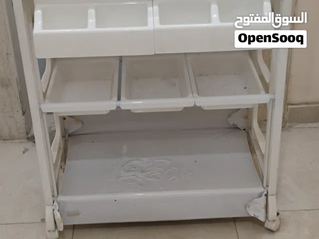 Baby's Diaper Changing Table With Bathtub
