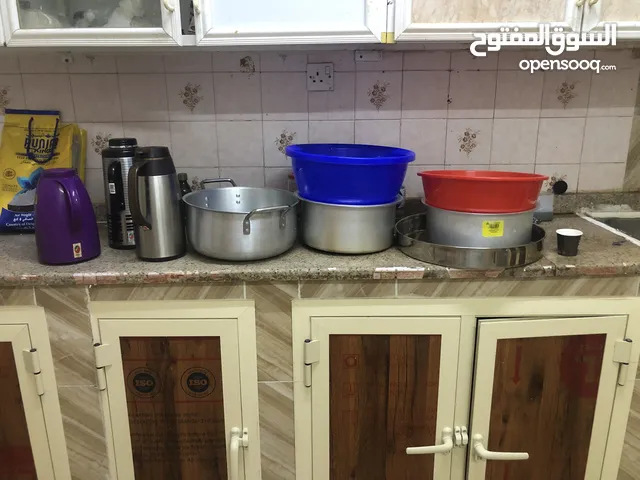 ادوات مطبخ للبيع بحالة جيدة