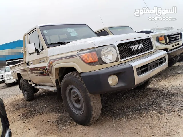 كارونة خلفية سرليون