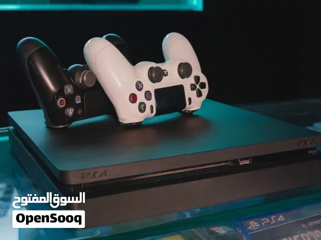 بلاستيشن 4 شبه جديد معا 3 يدات تجاري