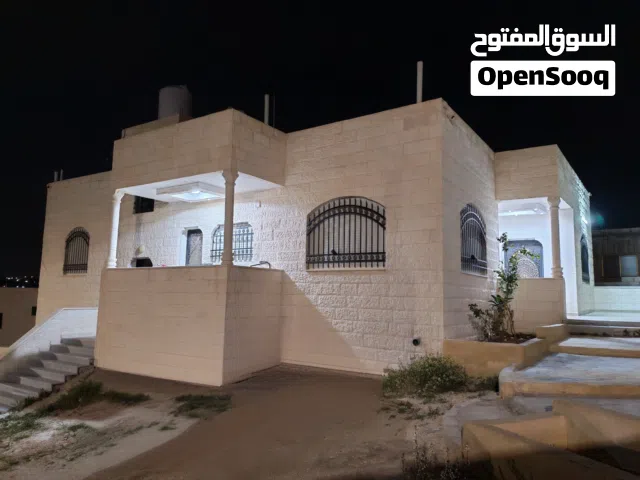 بيت مستقل طابقين للبيع