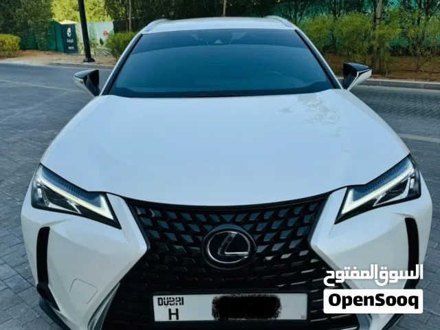 2021 لكزس UX UX 300h
