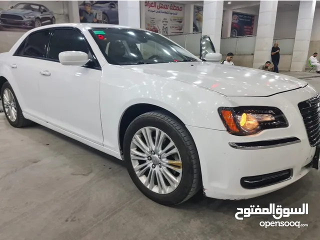 Chrysler 300 2014 in Basra
