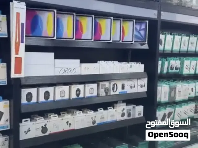 ديكور محل خلويات خشب بحالة الوكالة